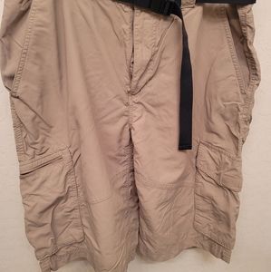 Men's Columbia Omni Shade Cargo Shorts size 36